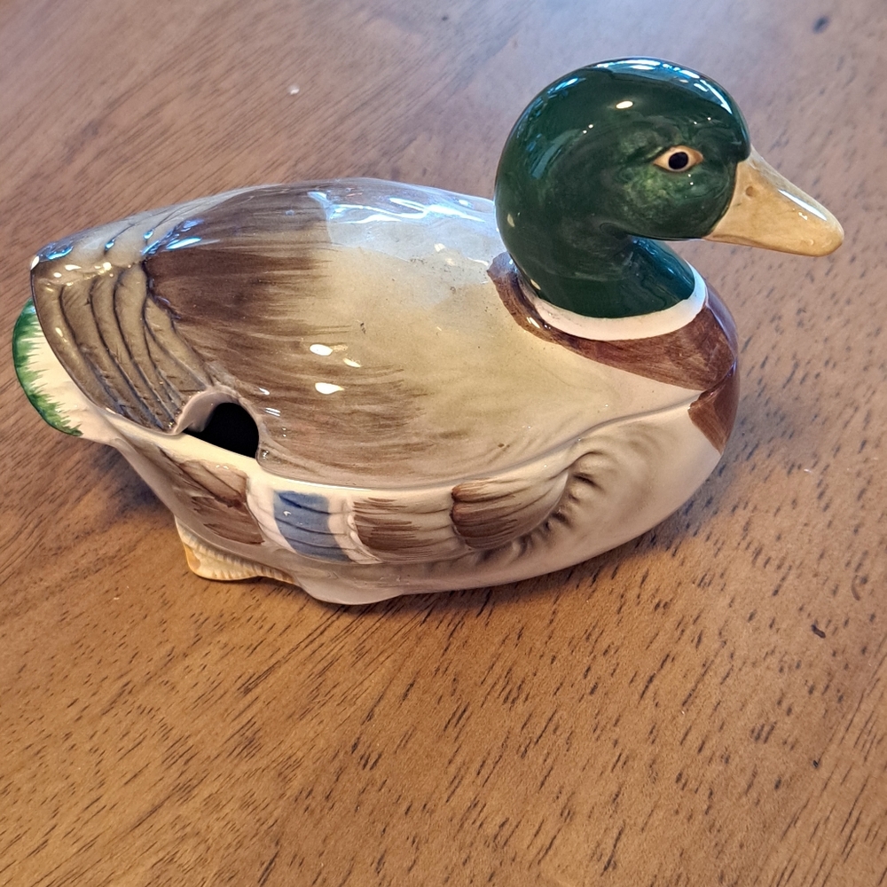Vtg Otagiri Handpainted Ceramic Mallard Duck Soup Bowl. 4.5" L. 1981